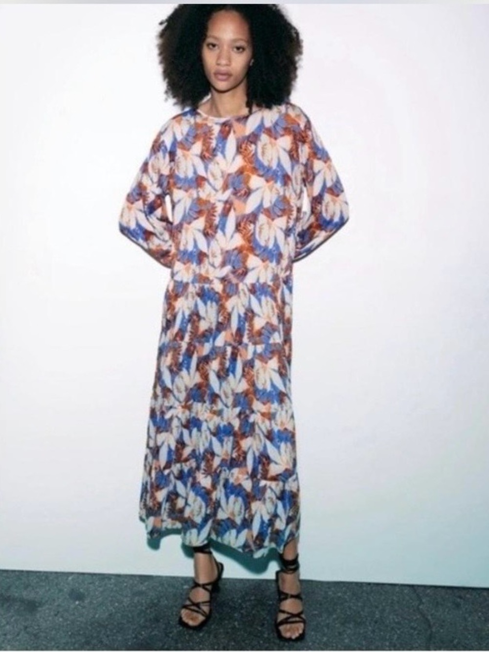 Zara Maxi Dress Flowy Floral Boho Blue Brown Cream Large Long Sleeve